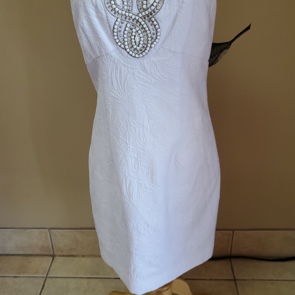 White Embellished Neckline Dress - Picture 3 of 10